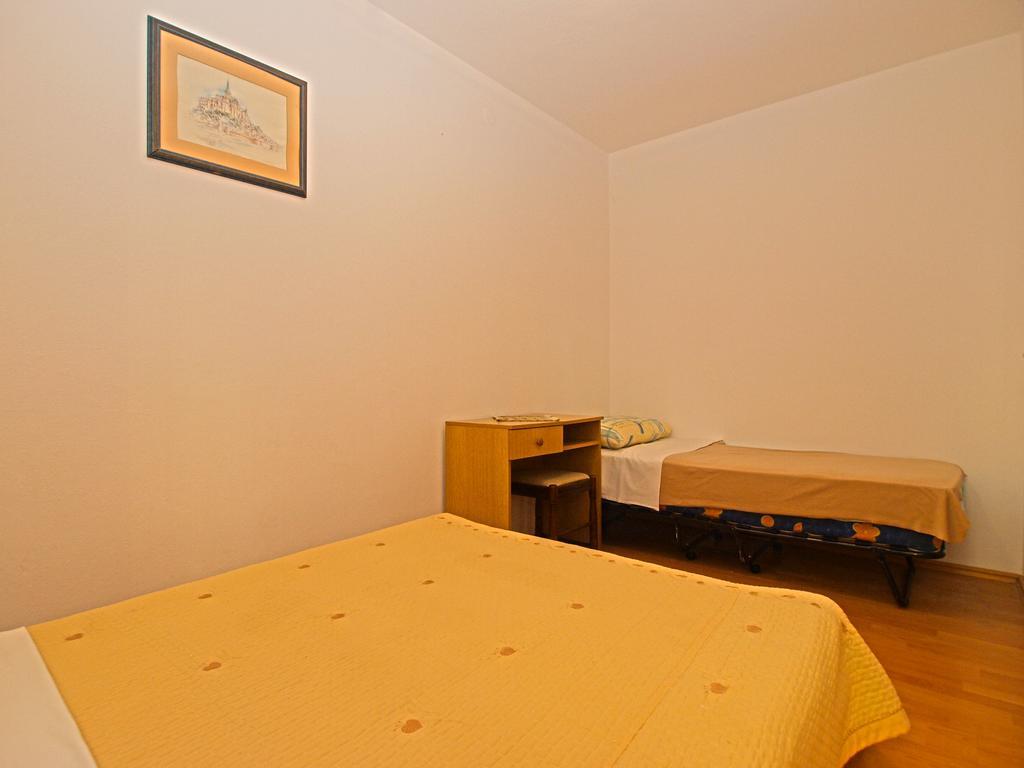 Apartments Antica พูลา ภายนอก รูปภาพ
